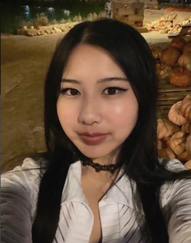 Vivian N. — Showcraft performer in Houston